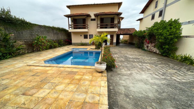 Casa em Condomnio
