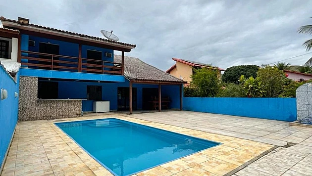 Casa em Condom�nio