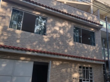 Casa Triplex - Venda - Conceição de Jacarei - Mangaratiba - RJ