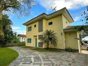 Casa em Condomnio - Temporada - Village das Conchas - Mangaratiba - RJ